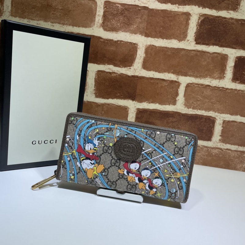 G*u*i wallets & purse